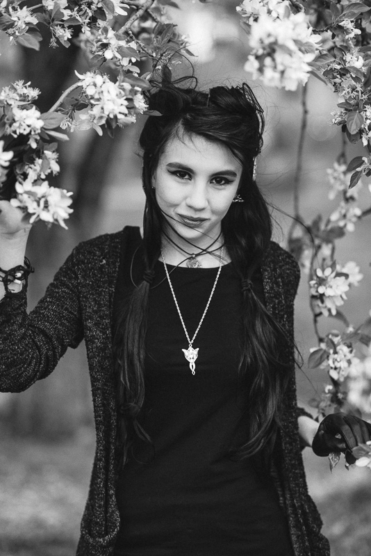 denver senior portraits black and white flowering tree