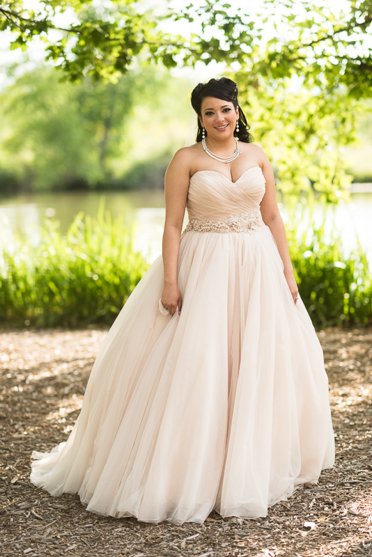 Denver Wedding Photographer Hudson Gardens bride