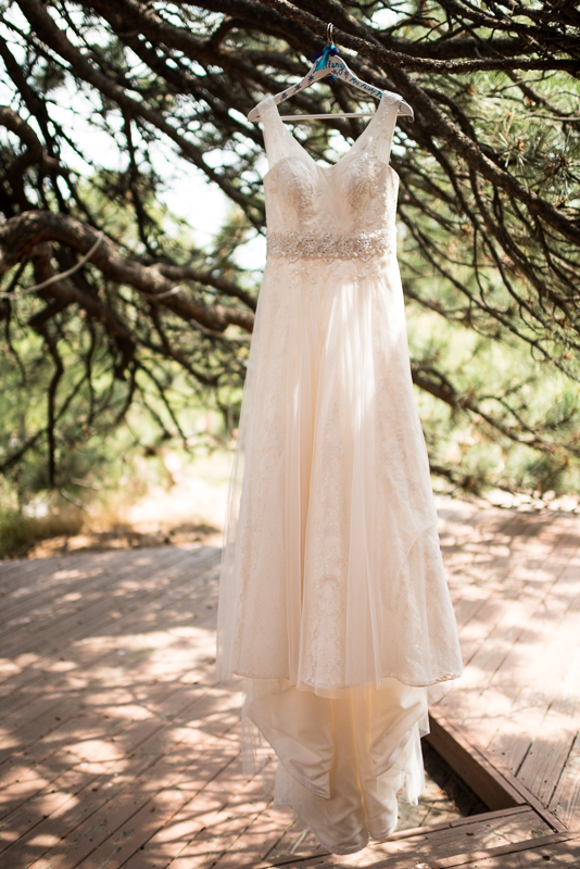 Golden Wedding Photographer wedding dress