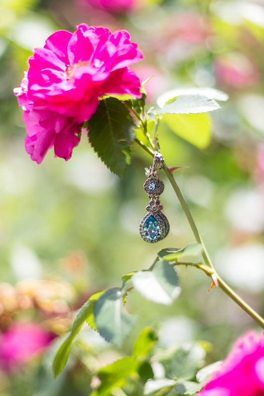 Golden Wedding Photographer earrings