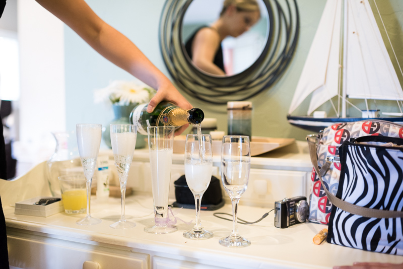 Golden Wedding Photographer champagne