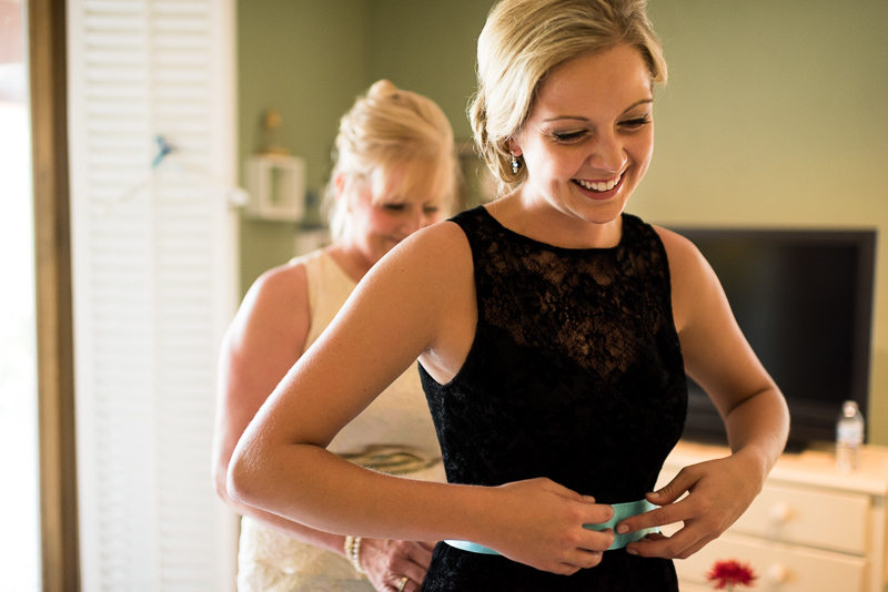 Golden Wedding Photographer smiling bridesmaid