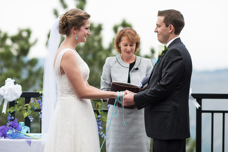 Golden Wedding Photographer ribbon ceremony