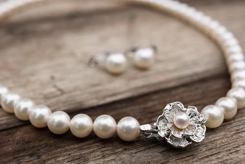 Palisade Wedding Photography vintage pearls