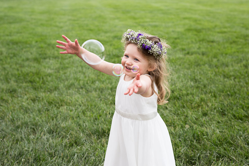 chatfield botanic gardens wedding photography flowergirl bubbles