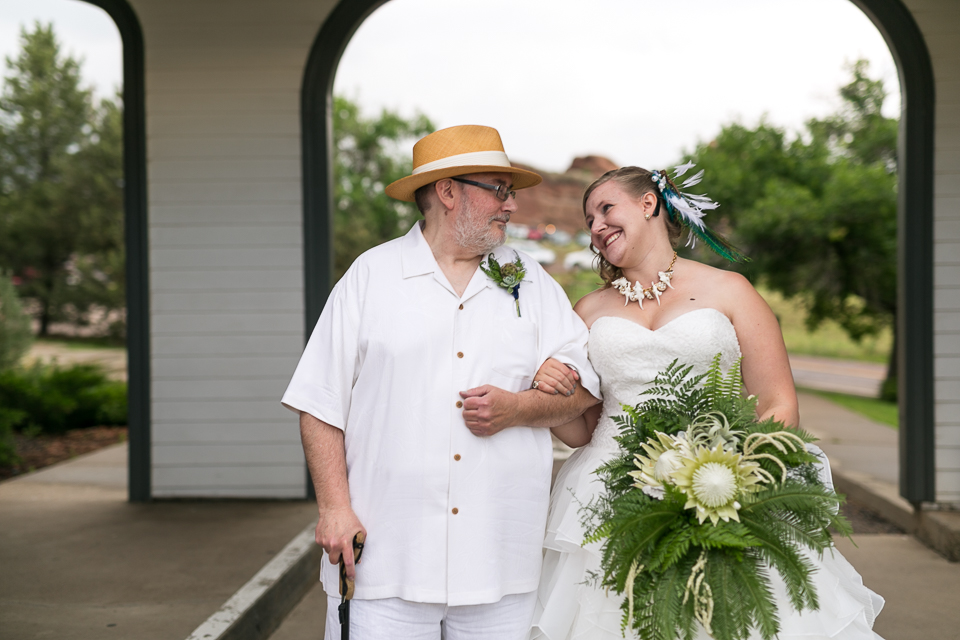 morrison willow ridge manor wedding photographer father and bride