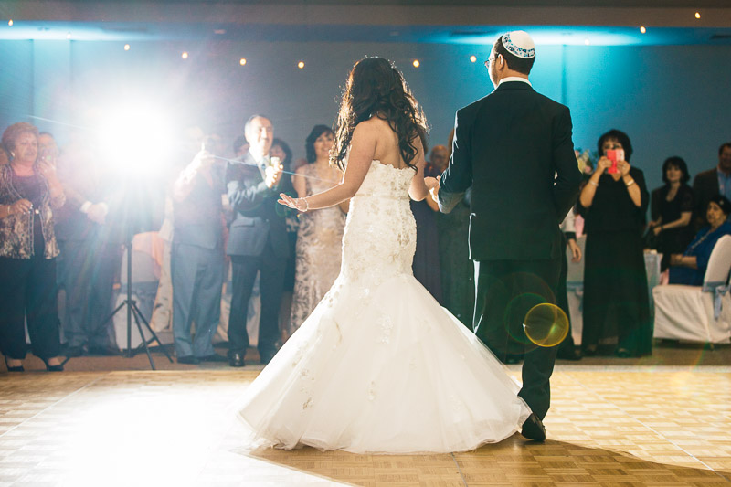 denver jewish wedding photographer choreographed first dance