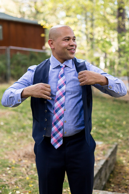 Lake Tahoe Wedding Photographer groom tying tie
