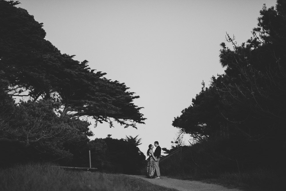 San Francisco beach engagement photography